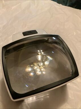 Eschenbach visolux plus reading magnifying glass.Good condition with LED Lights.